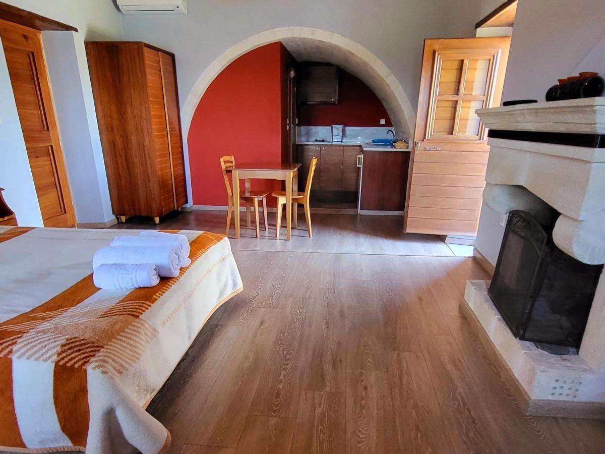 Lithochtisto Hotell Monemvasía Rum bild